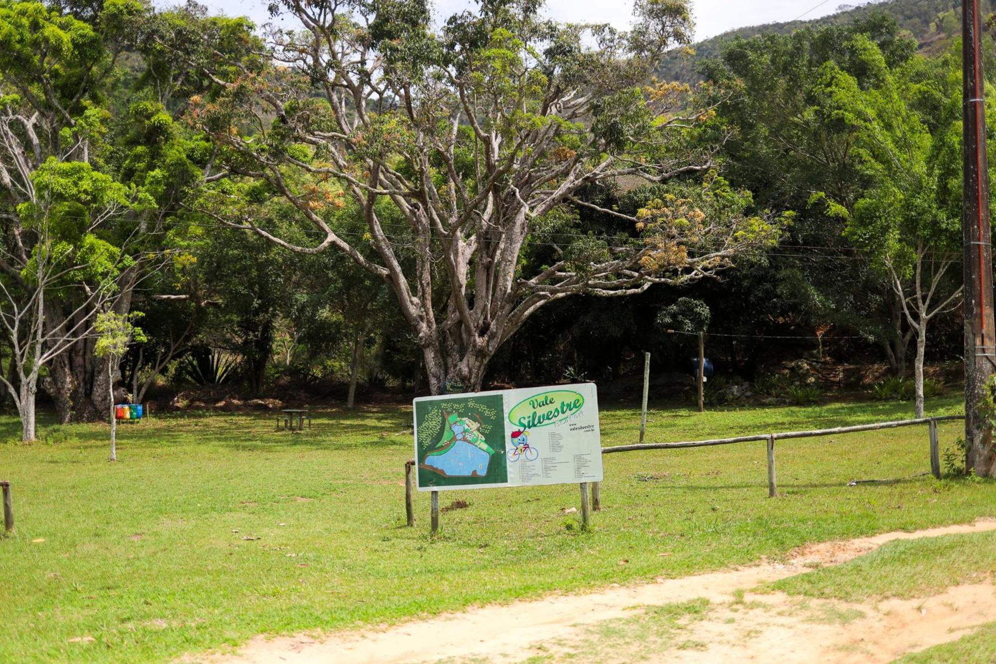 Vale Silvestre Eco Park Hotel Governador Valadares Bagian luar foto