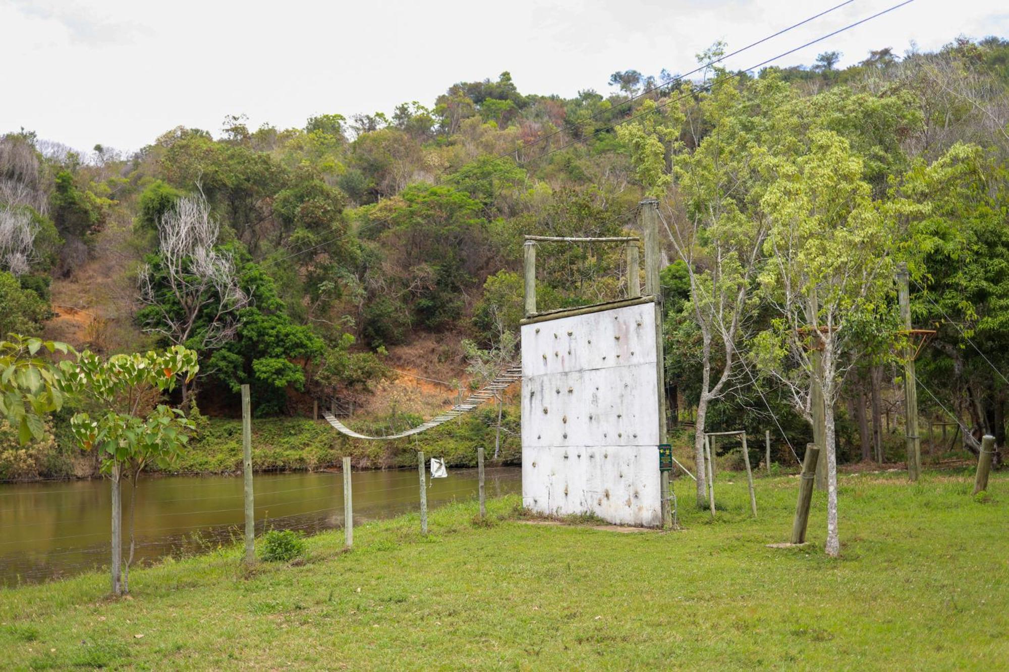 Vale Silvestre Eco Park Hotel Governador Valadares Bagian luar foto